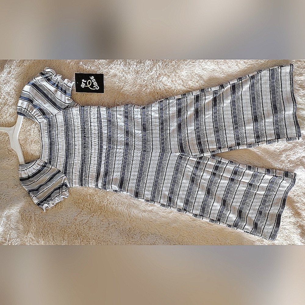 Art Class Jumper NWT Size 18M or Size 4T Grey Stripes